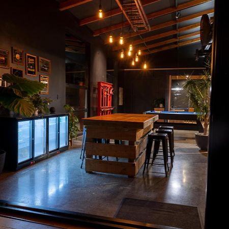 The Black Barn Auckland Luaran gambar