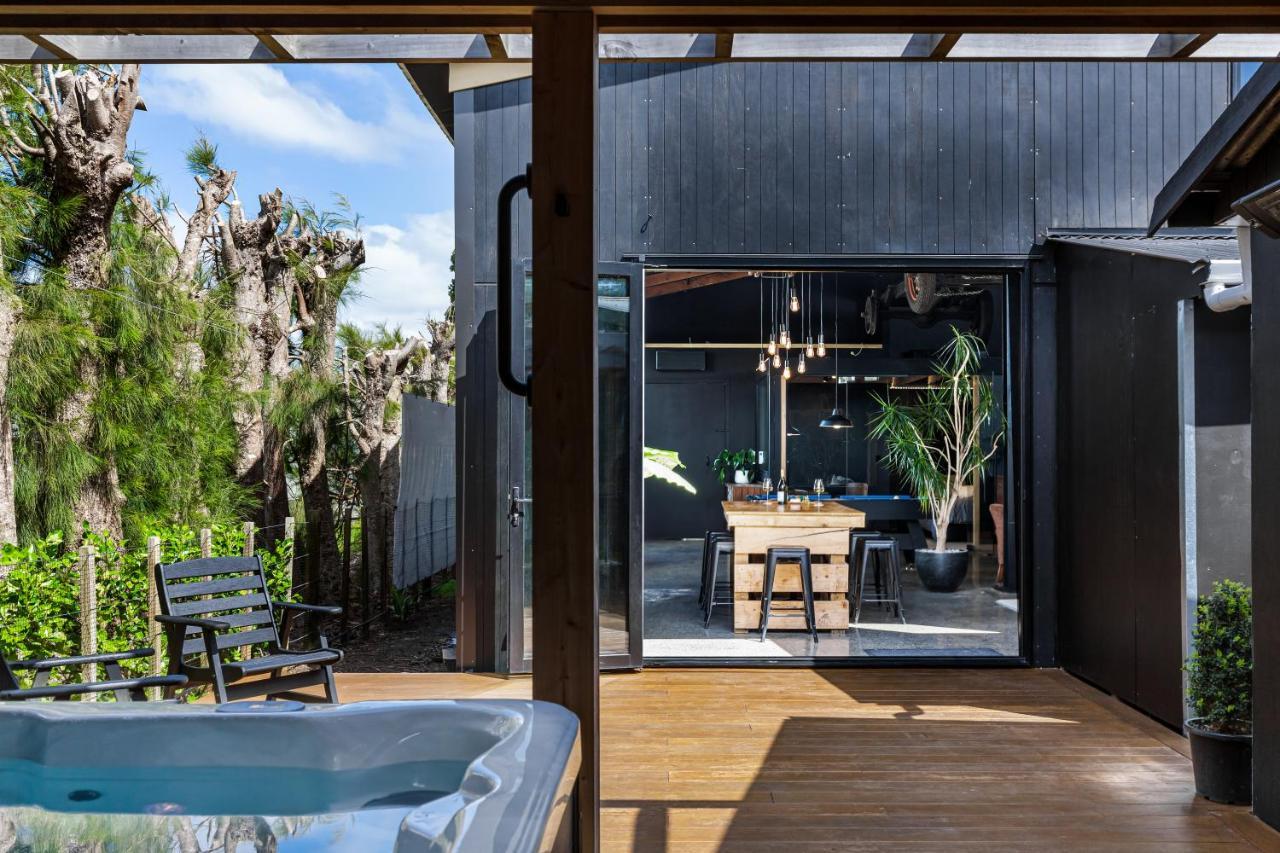 The Black Barn Auckland Luaran gambar
