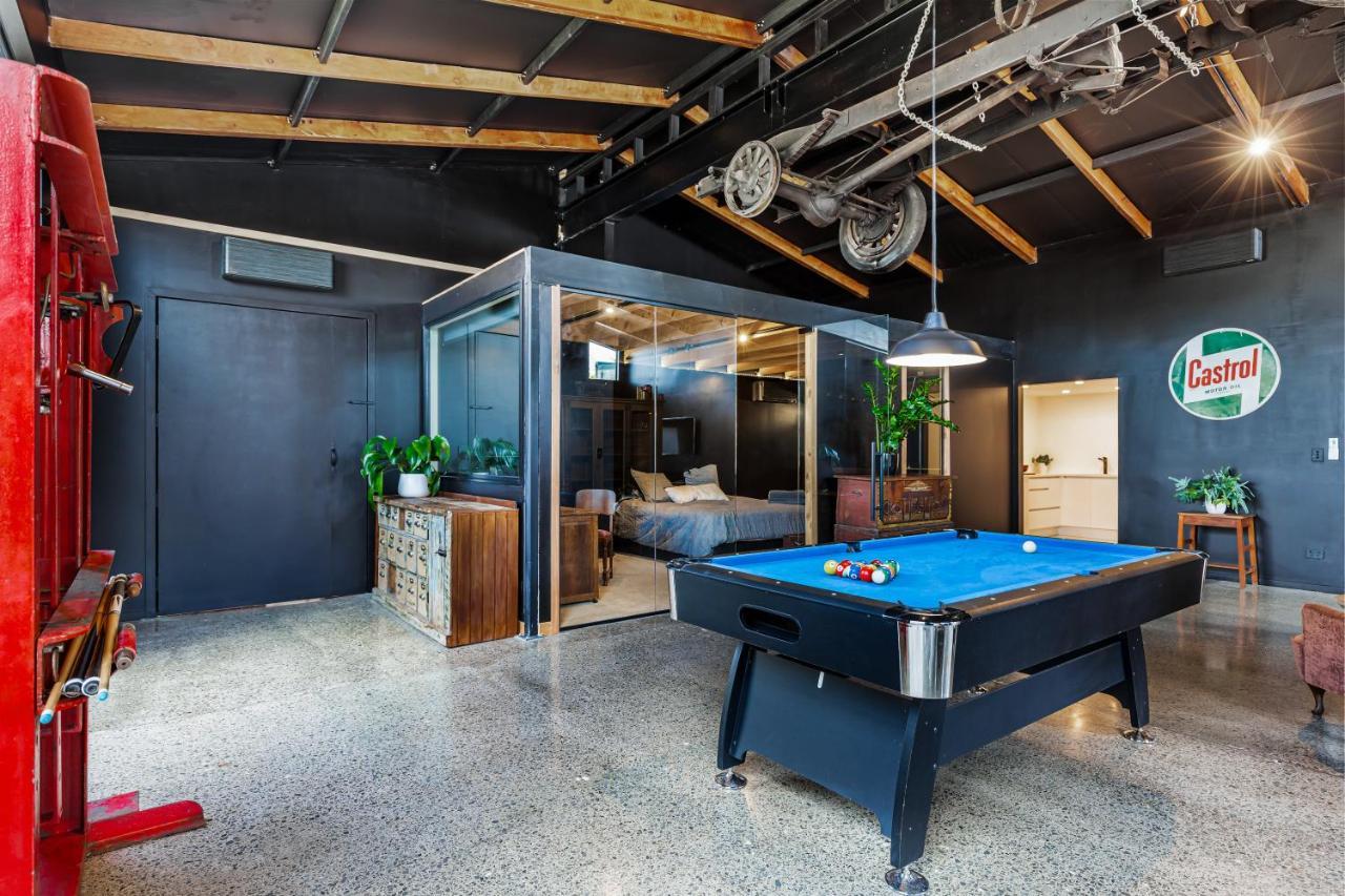 The Black Barn Auckland Luaran gambar